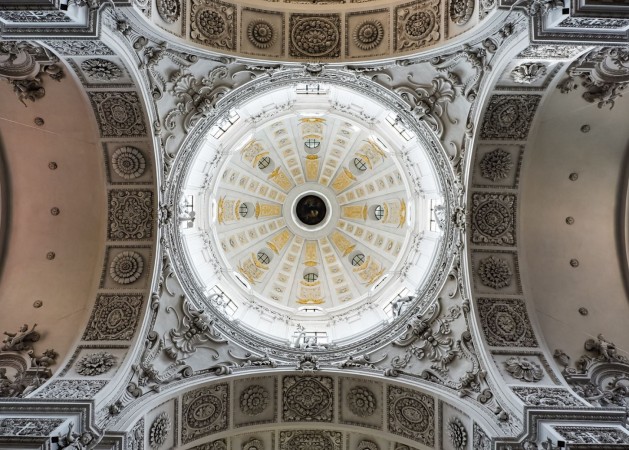 The Catholic Church of St. Cajetan in Munich called Theatinerkirche.Photo Manfred Kramber